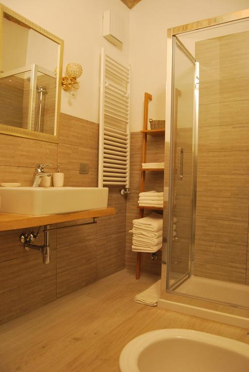 Suites Bobbio Eksteriør billede